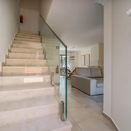 Duplex T2 Com Terraco E Bbq Em Vilamoura * Quarteira