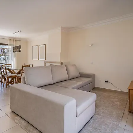 Apartment Duplex T2 Com Terraco E Bbq Em Vilamoura Quarteira