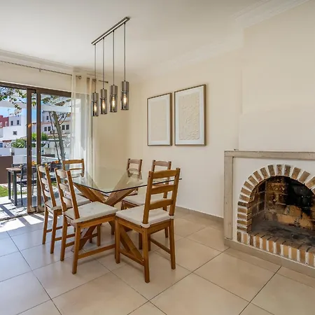 Duplex T2 Com Terraco E Bbq Em Vilamoura Quarteira