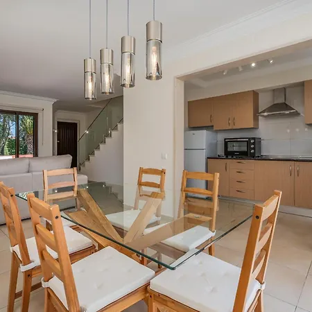Apartmán Duplex T2 Com Terraco E Bbq Em Vilamoura