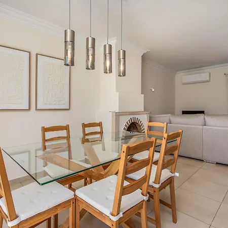 Duplex T2 Com Terraco E Bbq Em Vilamoura Apartment *